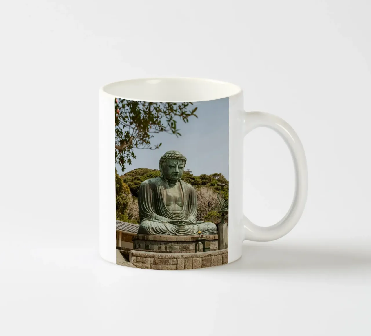 Buddha gigante a Kamakura - Giappone tazza in ceramica da Marcel Bisig