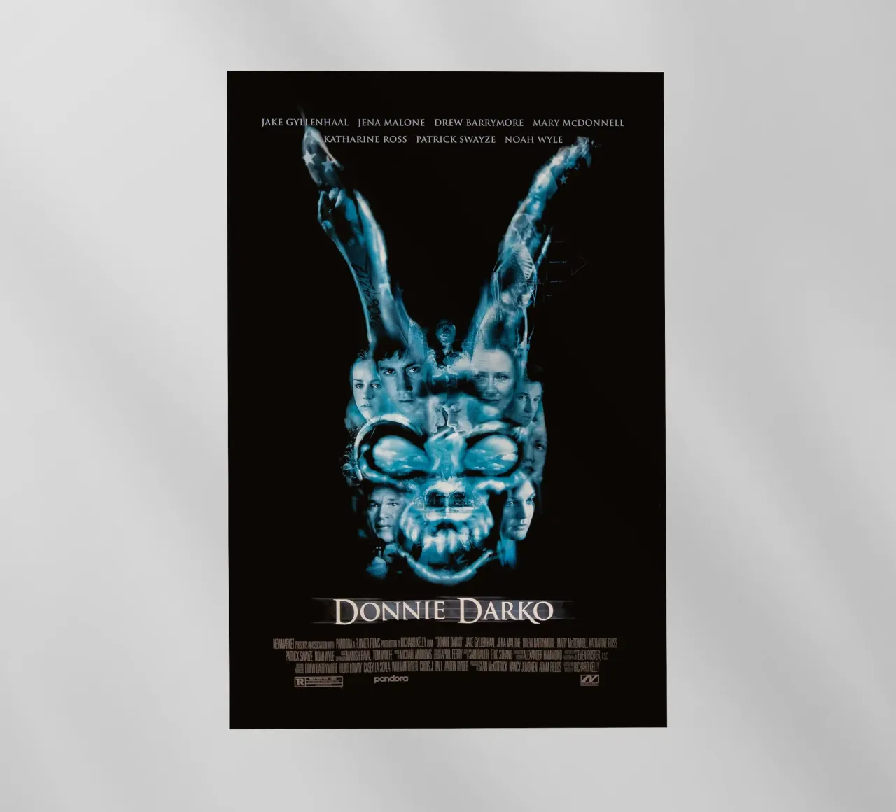 Donnie Darko pellicola backlit da Attaboy Dsgn