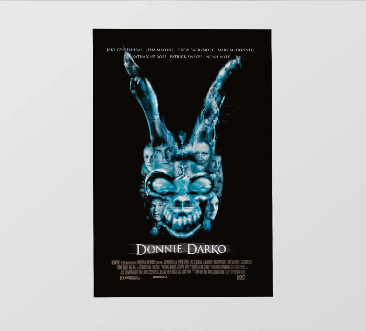 Donnie Darko pellicola backlit da Attaboy Dsgn