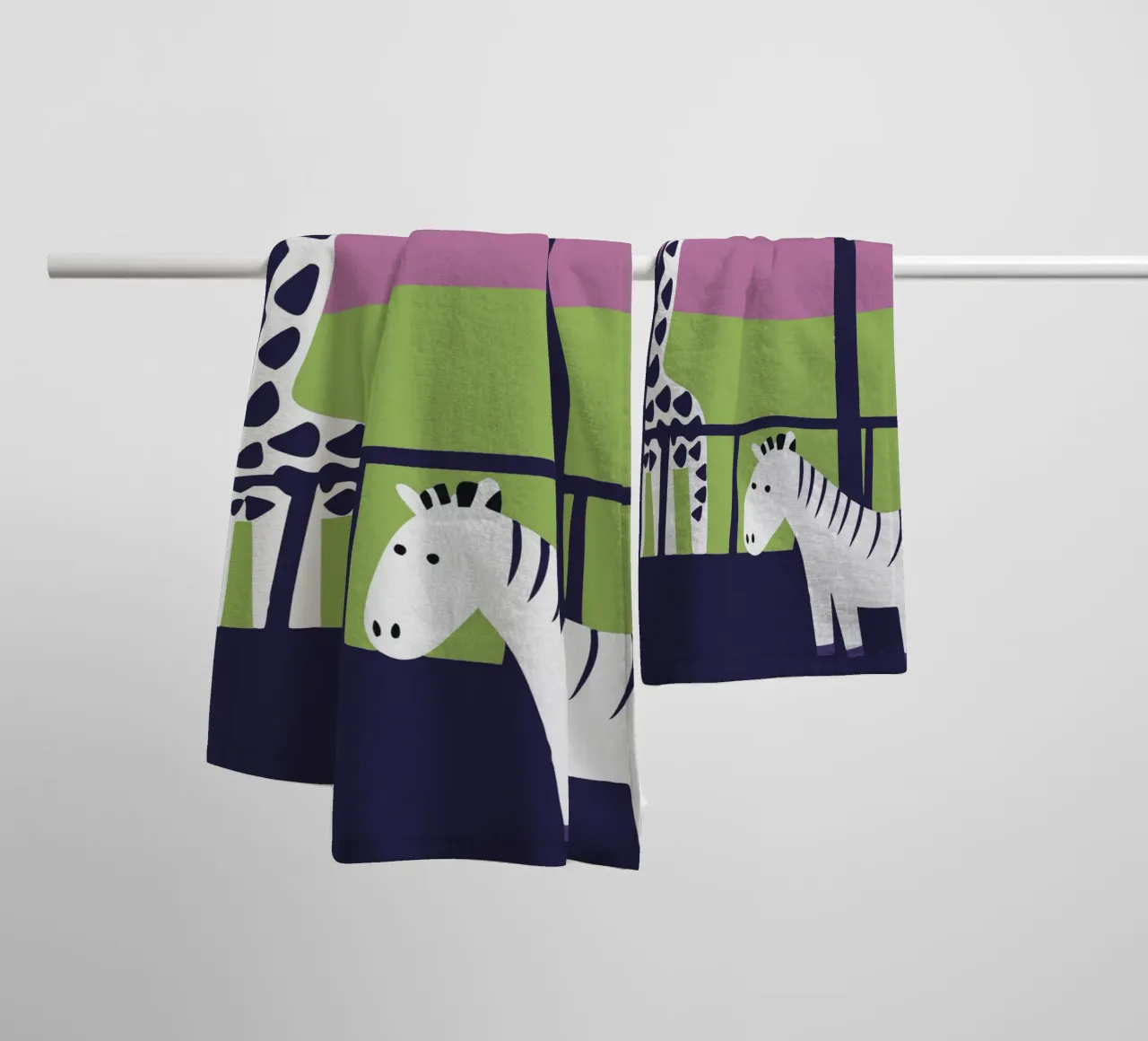 Giraffa e zebra asciugamano da bagno da TRENDY POSTER SHOP