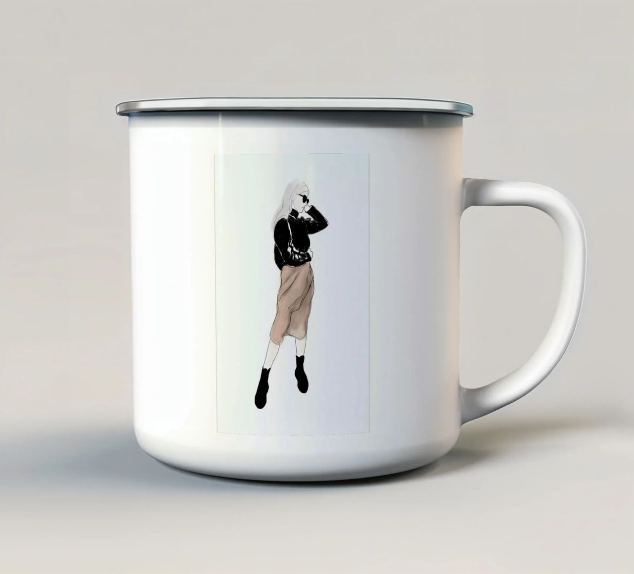 Fashion Sketch tazza in smalto da XOXO Arte