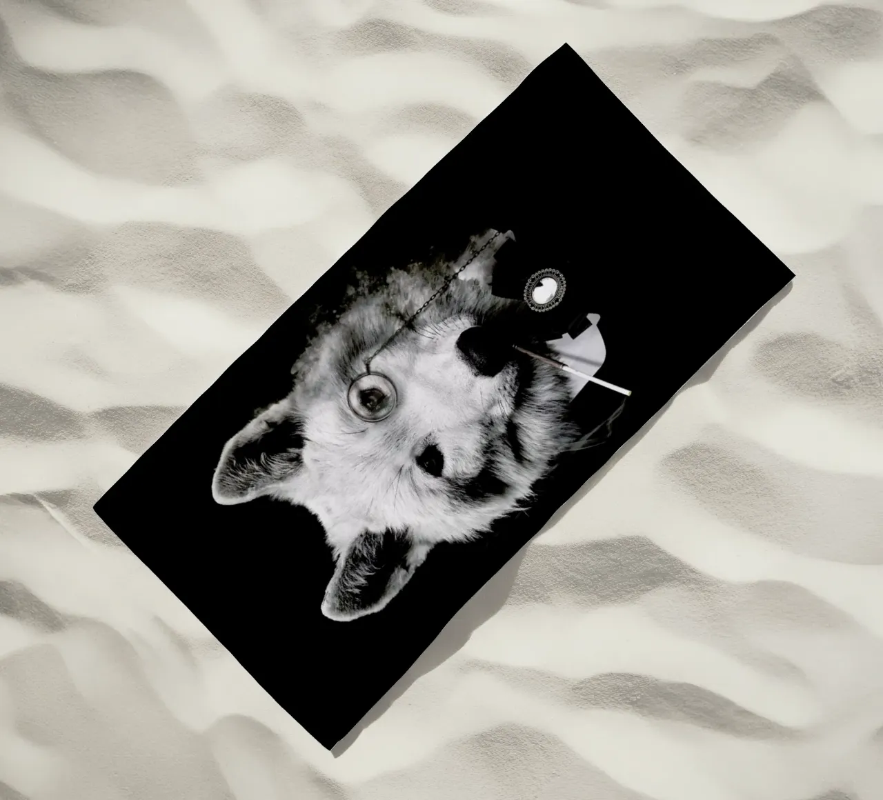 Classy Wolf strandhanddoek van Wouter Rikken