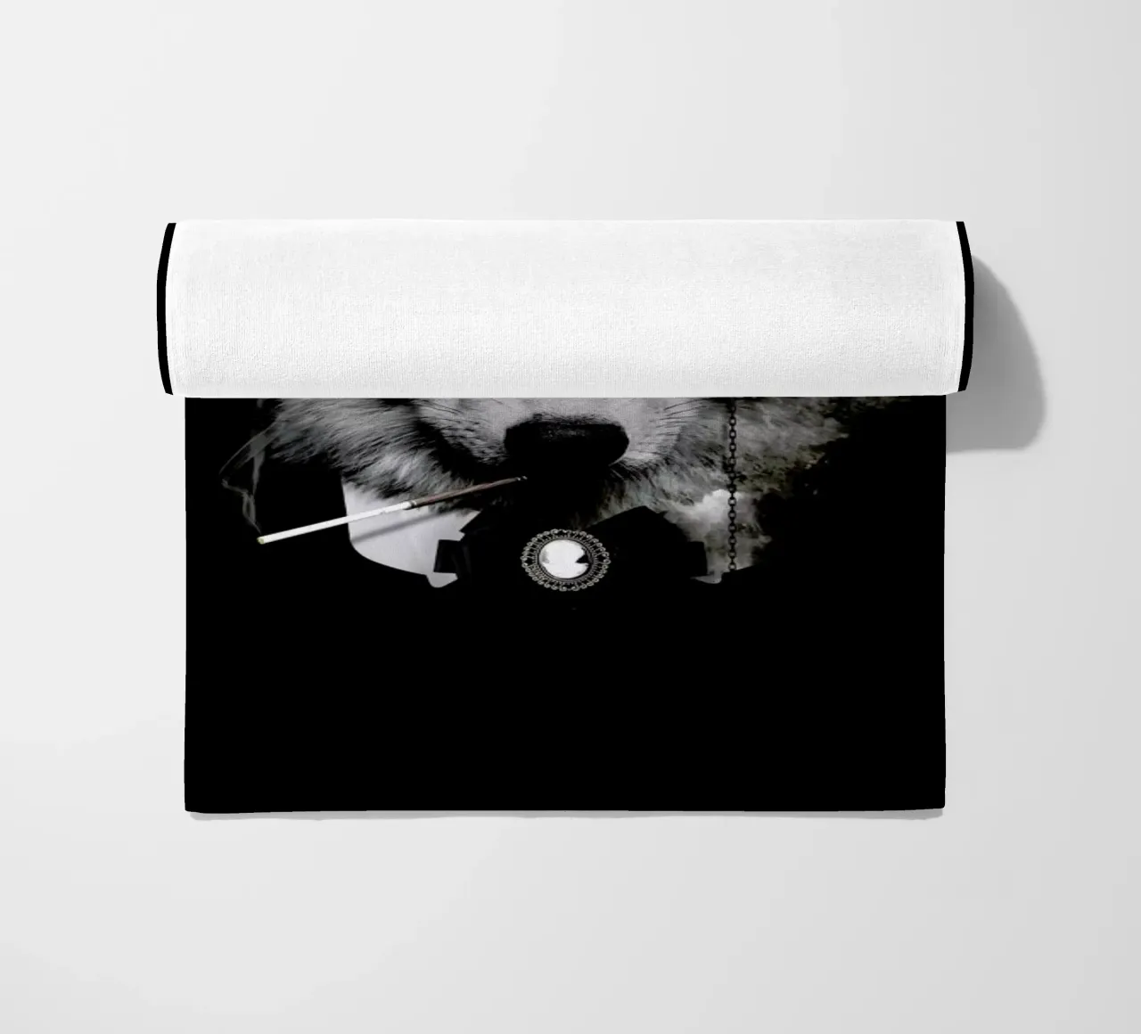 Classy Wolf strandhanddoek van Wouter Rikken