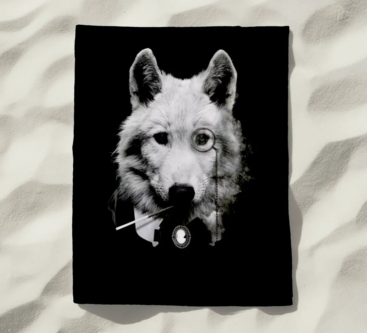 Classy Wolf strandhanddoek van Wouter Rikken