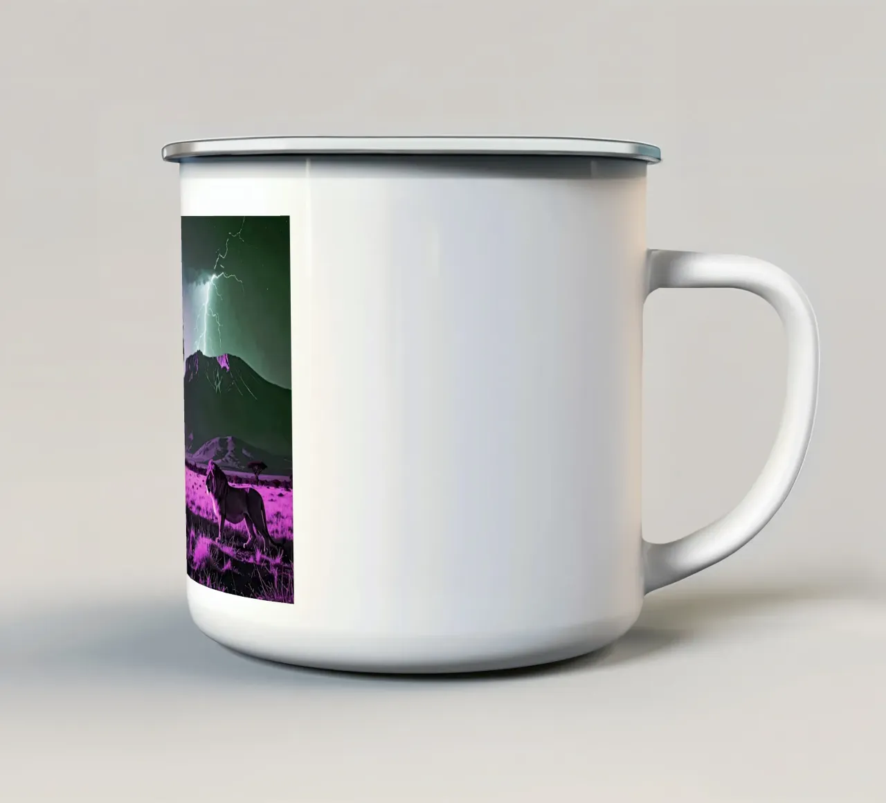 SAVANE AVEC LION. Violet tazza in smalto da Thierry vobmann photography
