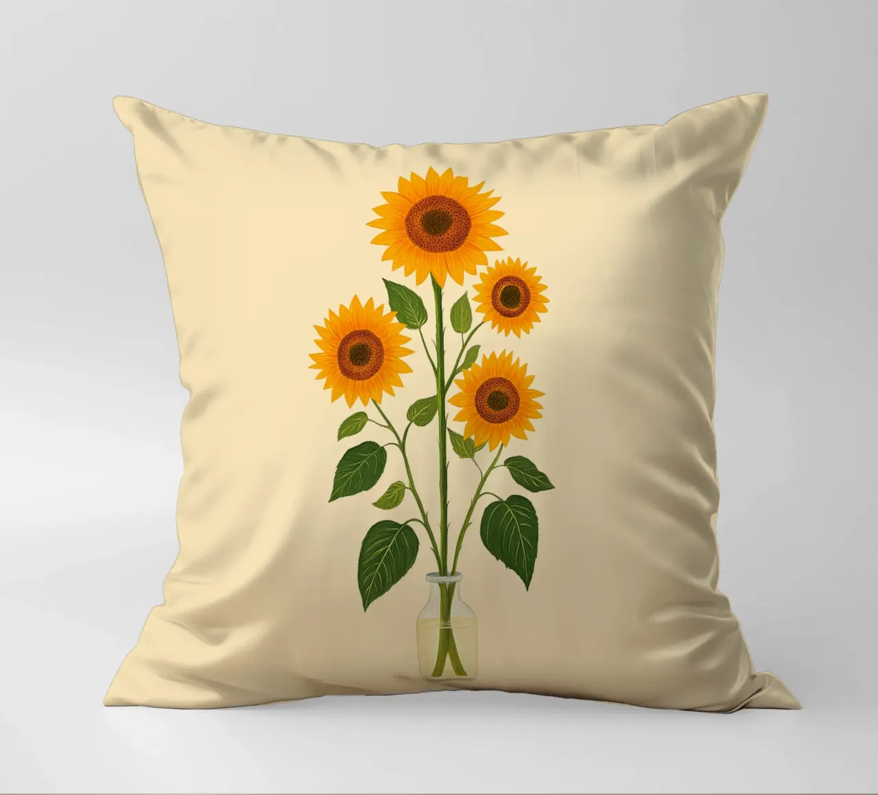 Girasoli in un vaso di vetro cuscino da Curious Canvas
