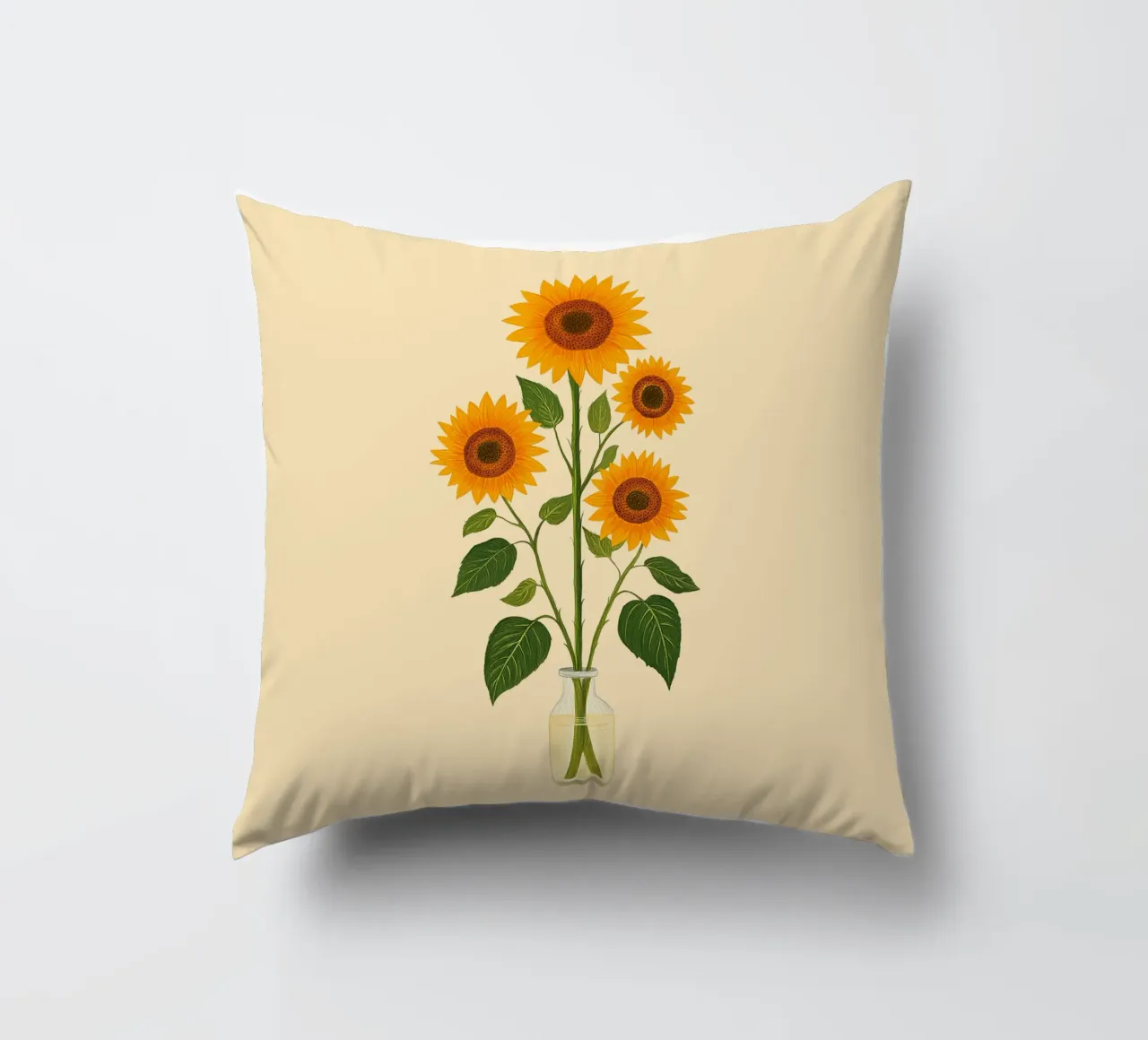 Girasoli in un vaso di vetro cuscino da Curious Canvas