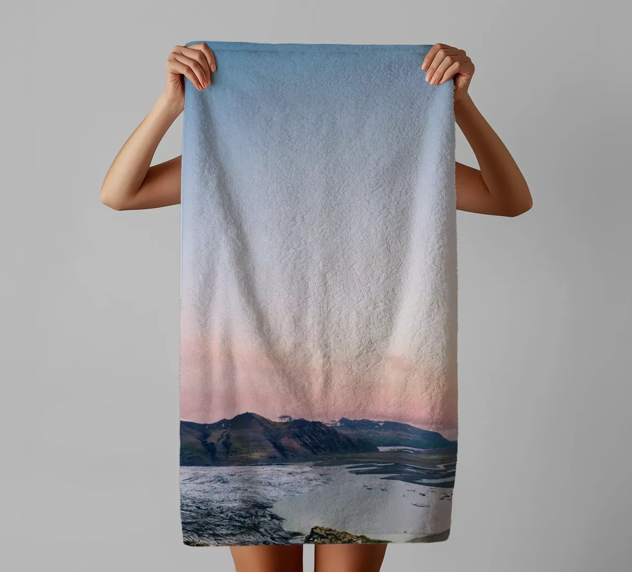 Icelandic Dawn: Where Ice Meets Elysian Hues asciugamano da bagno da zenitt