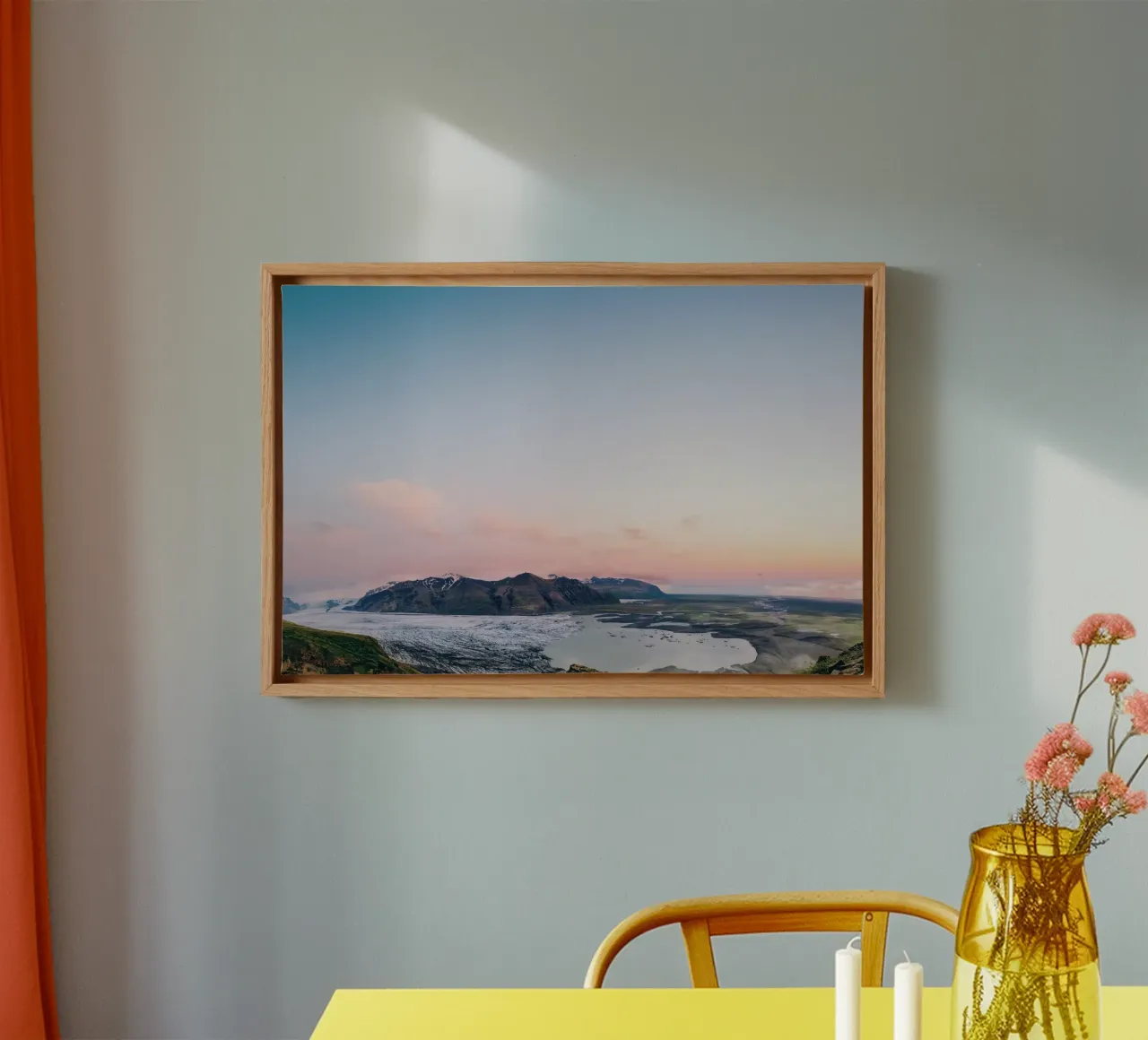 Icelandic Dawn: Where Ice Meets Elysian Hues tela con Cornice a cassetta da zenitt