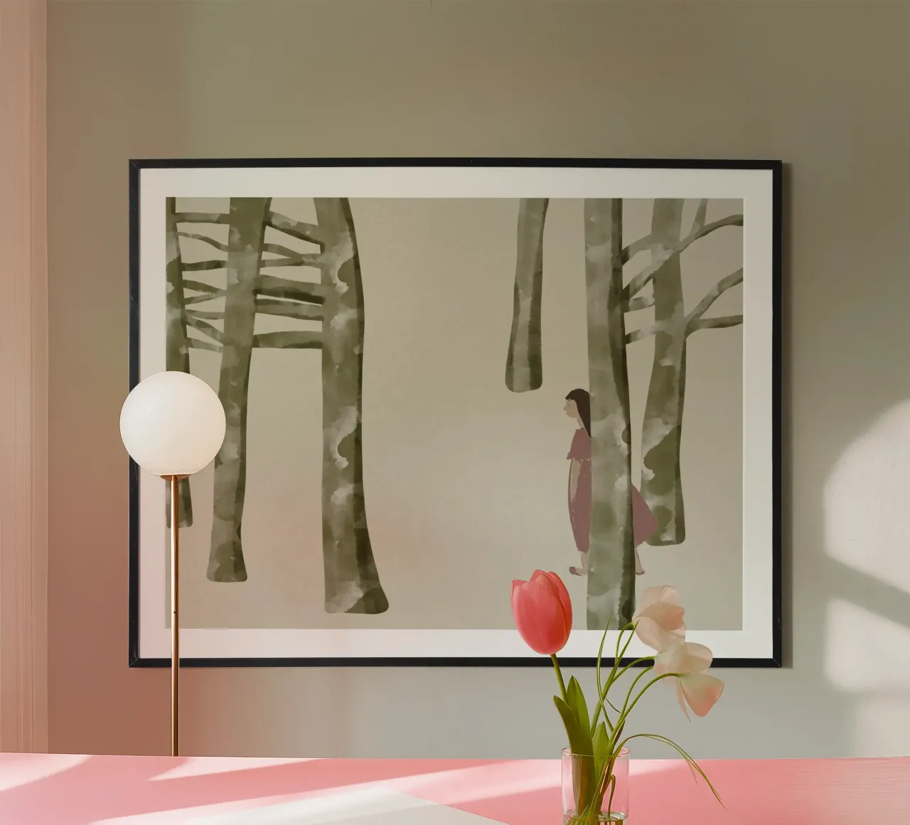 Das Mädchen im Pyjama, das im Wald umherwandert Poster mit Kunststoffrahmen von Little Dean