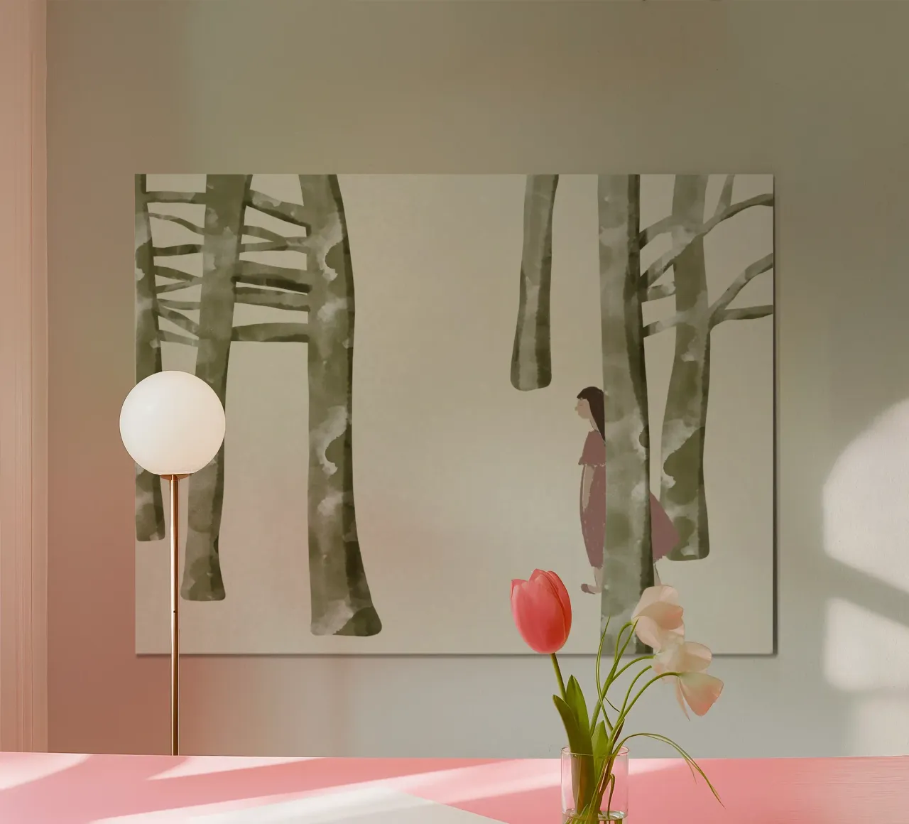 Das Mädchen im Pyjama, das im Wald umherwandert Poster mit Kunststoffrahmen von Little Dean
