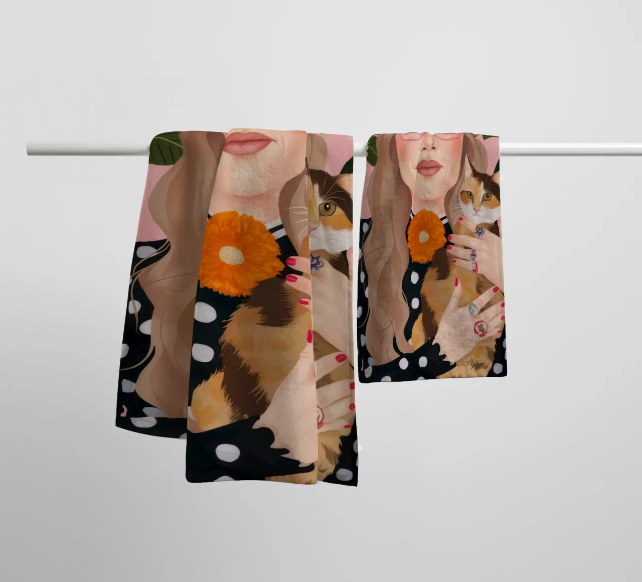 Abbraccio floreale etereo asciugamano da bagno da Aether Brush