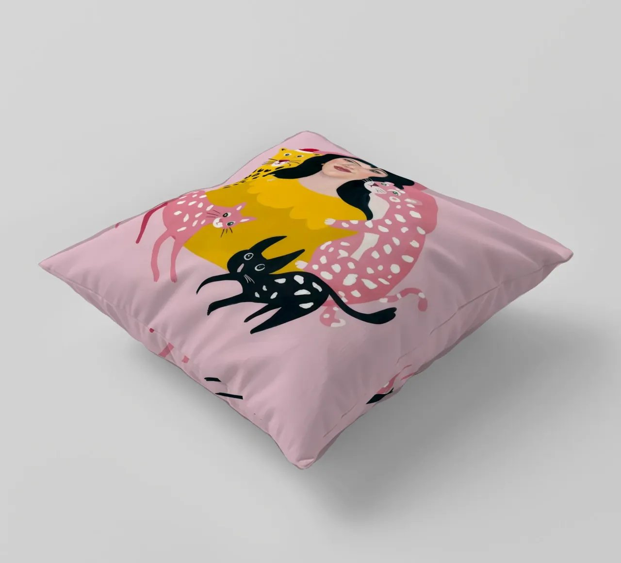 Abbraccio felino regale cuscino da Aether Brush