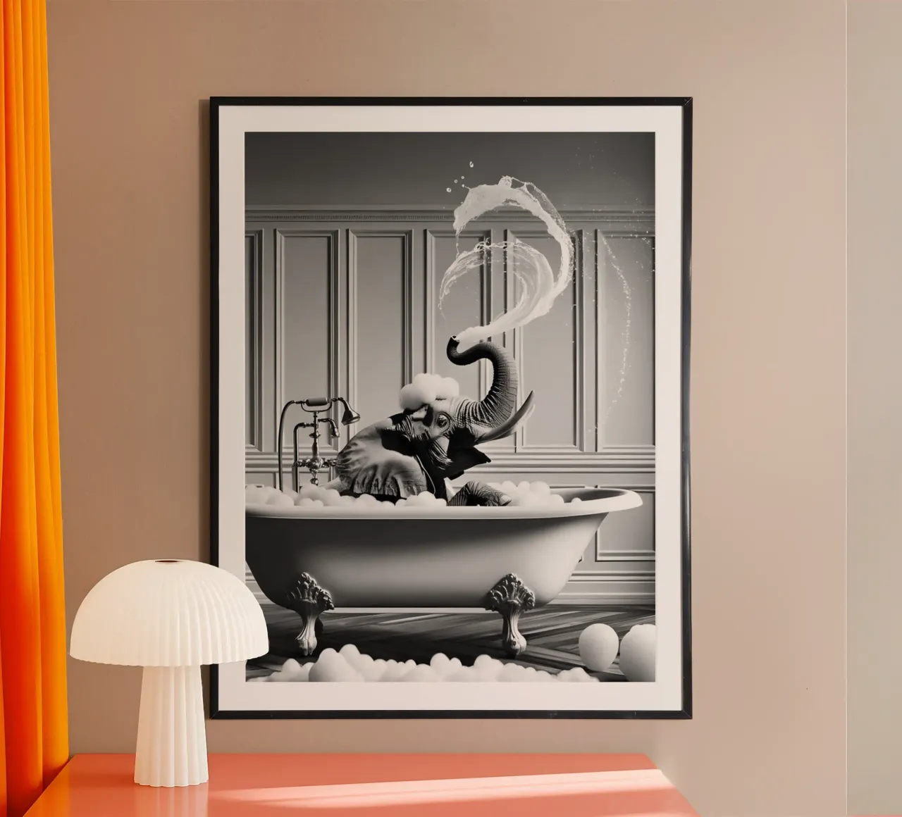 Elefante che gioca con l'acqua poster con telaio in legno da christal shop