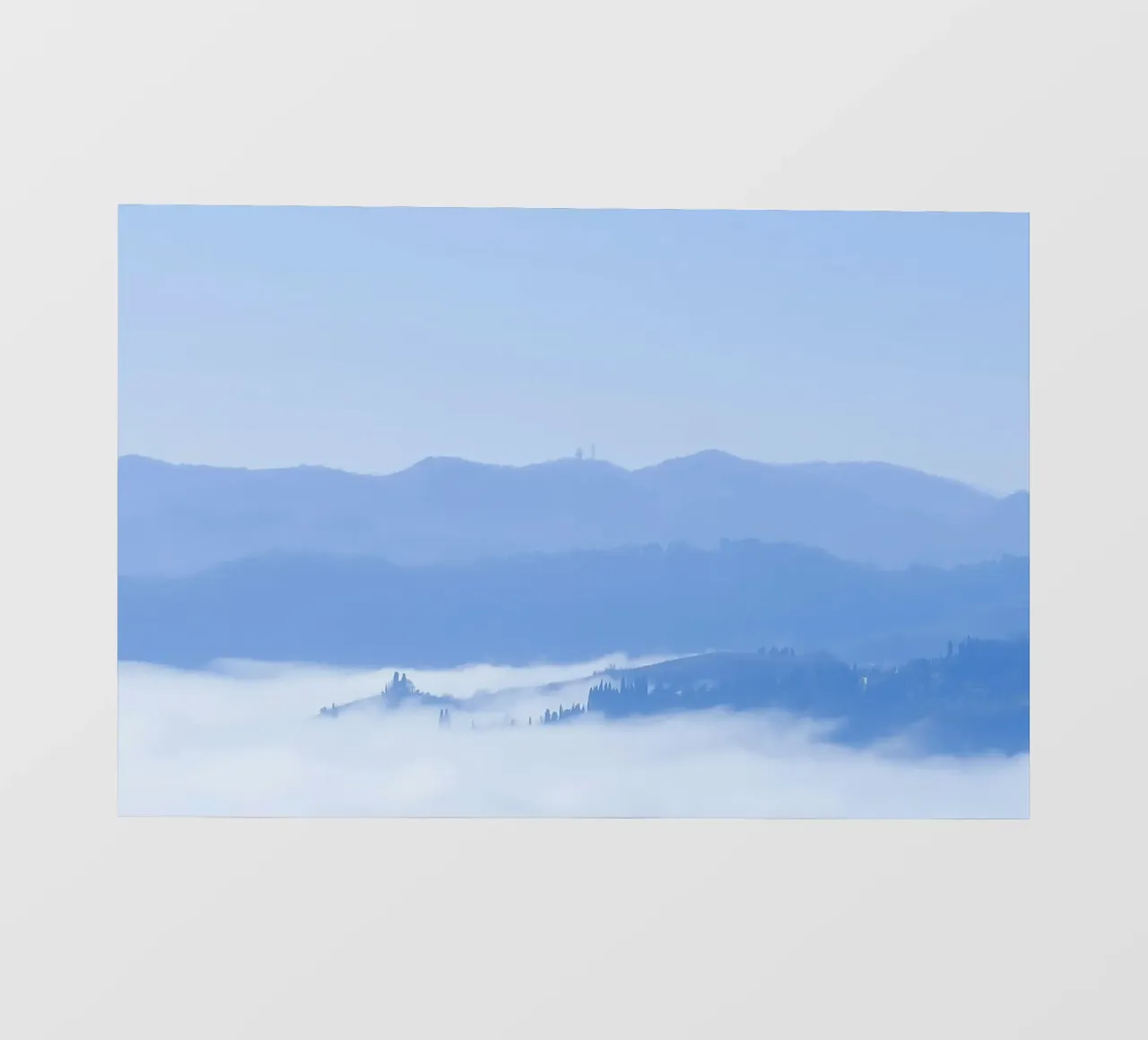 elevation clouds fotobehang van Bleu