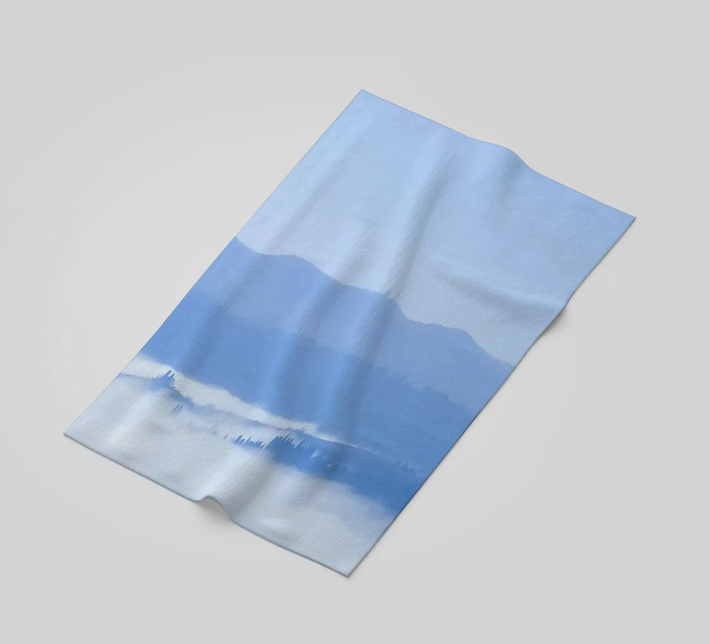 Höhenwolken Strandtuch von Bleu