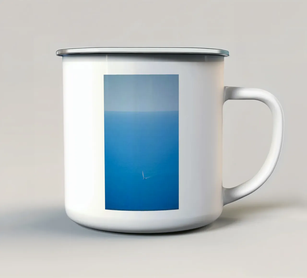 mare calmo tazza in smalto da Bleu