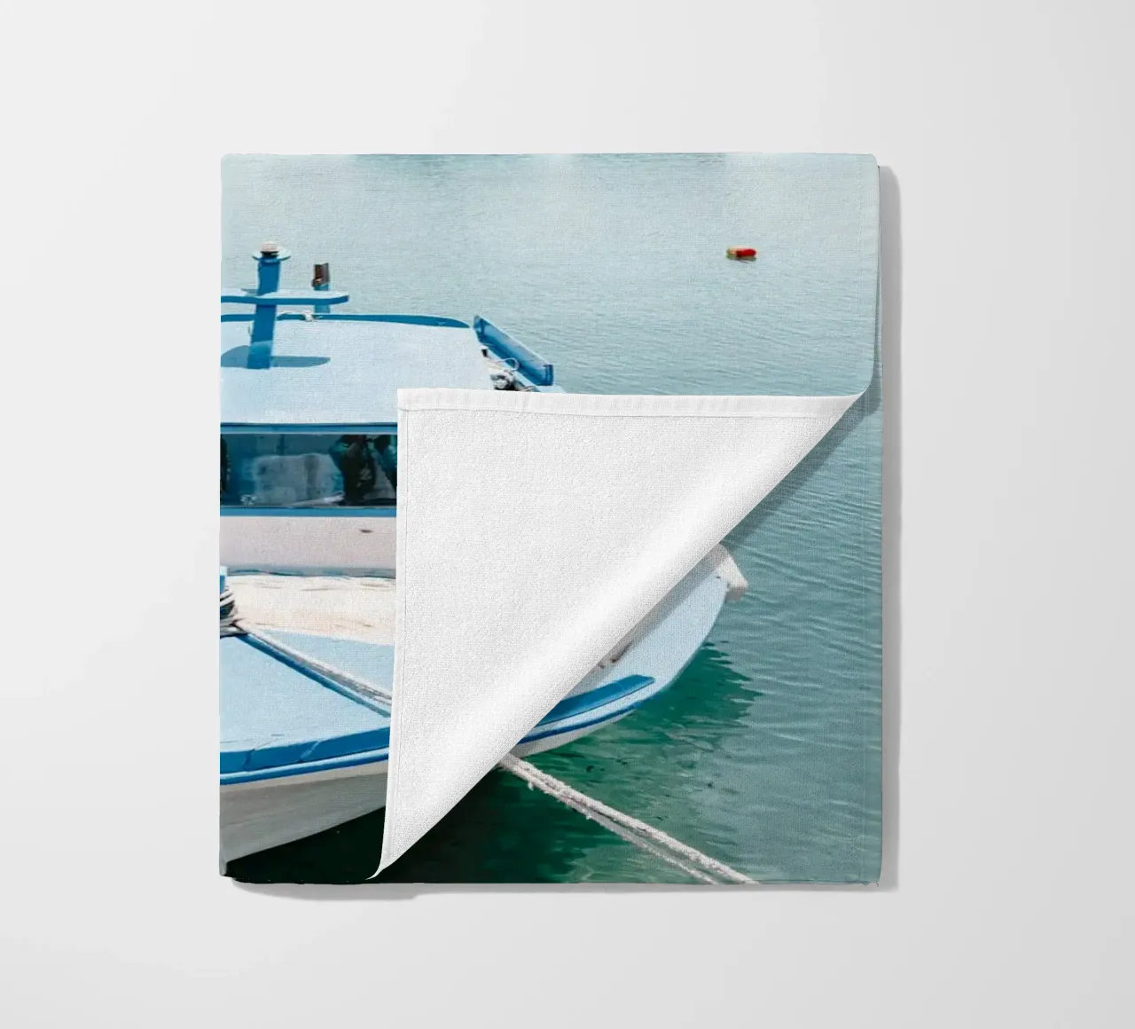 Boat in a port in Sicily telo mare da photolovers
