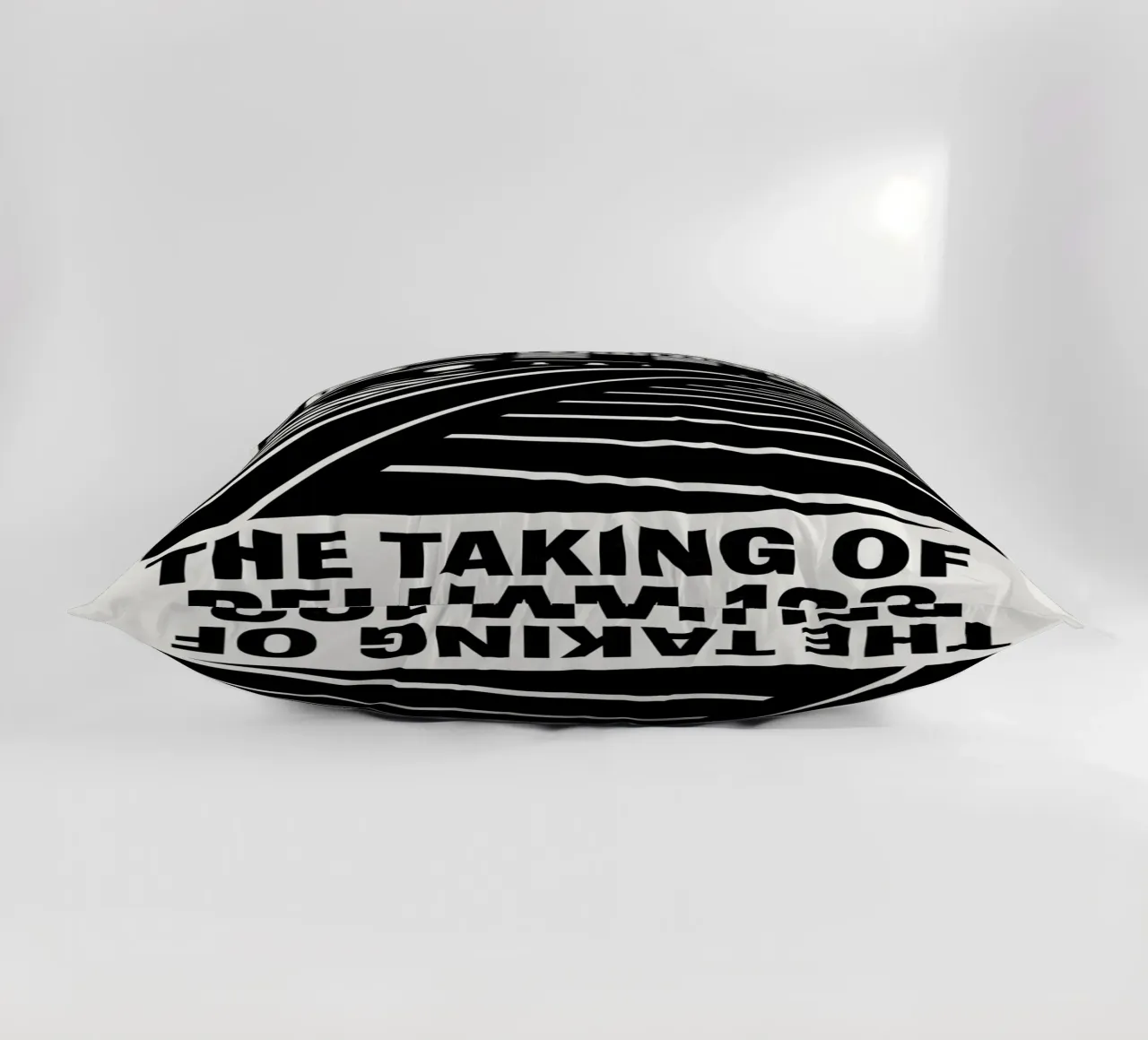 The Taking Of Pelham 123 Print cuscino da MoviesArt