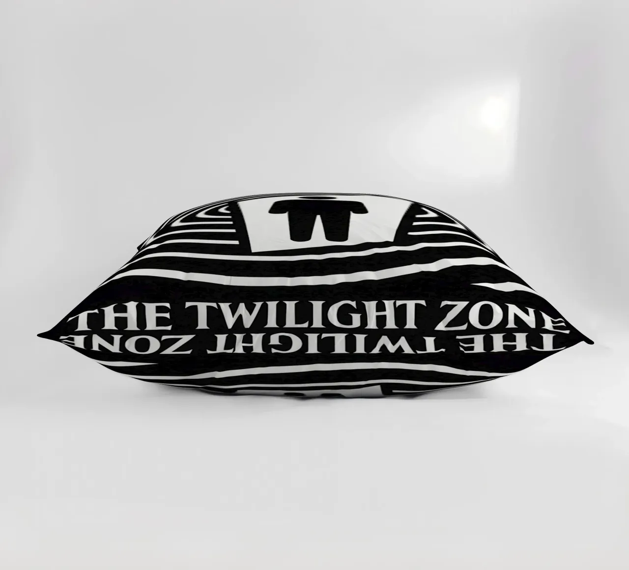 The Twilight Zone Print cuscino da MoviesArt