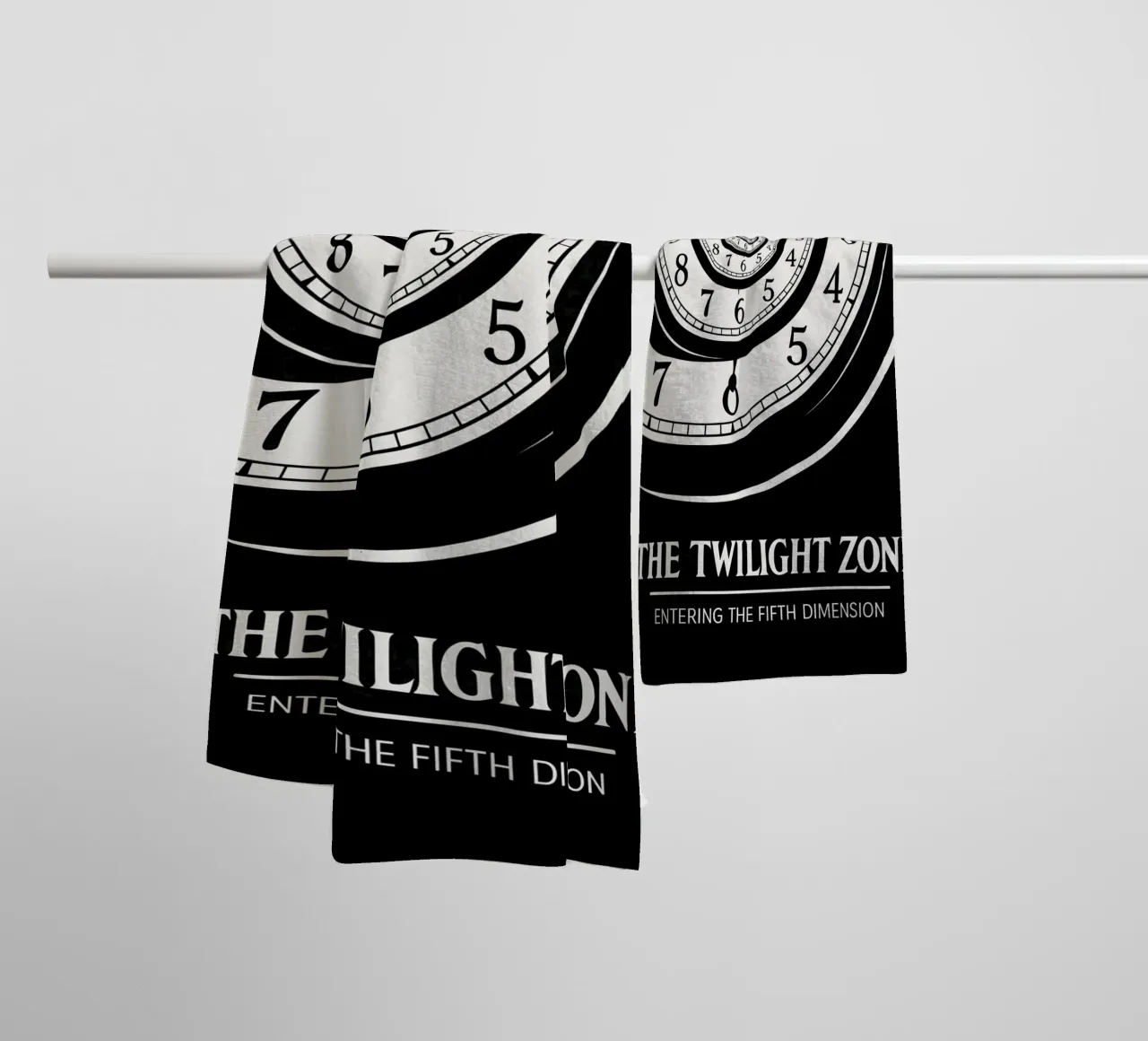 The Twilight Zone Print asciugamano da bagno da MoviesArt