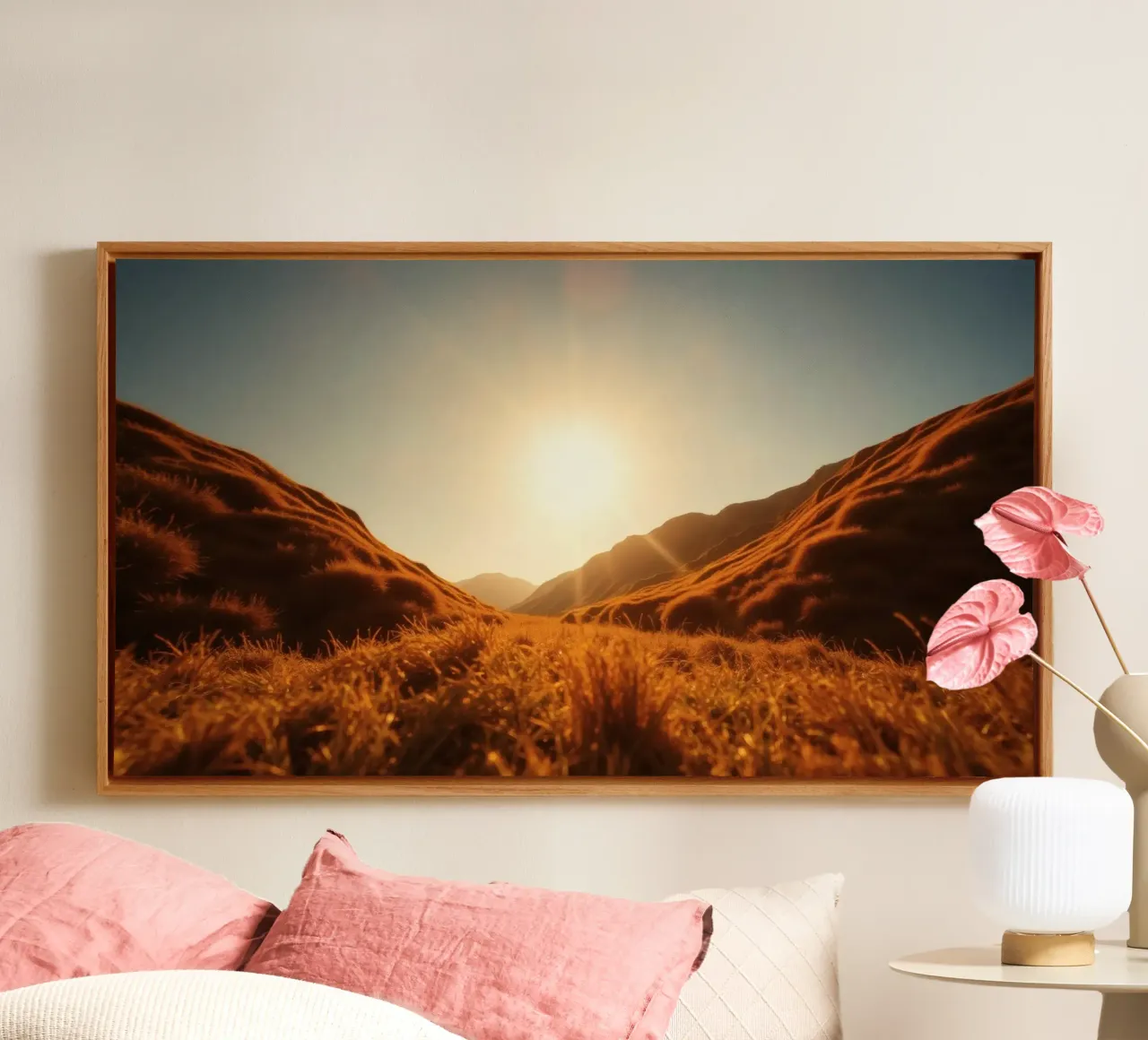 tramonto su una valle tranquilla circondata da montagne maestose tela con Cornice a cassetta da DesignDoodle