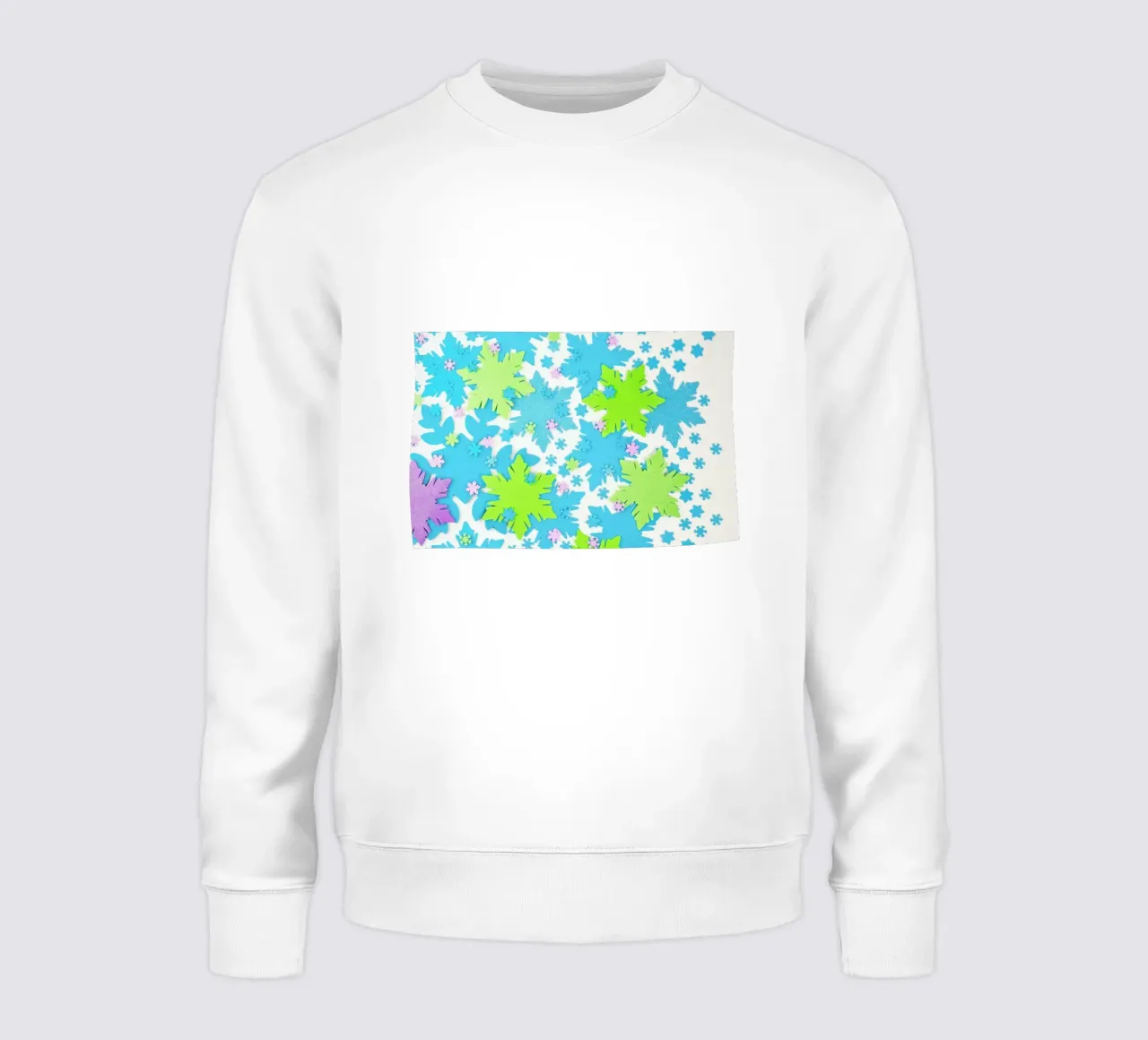Snowflakes Sweatshirt von Juj Winn