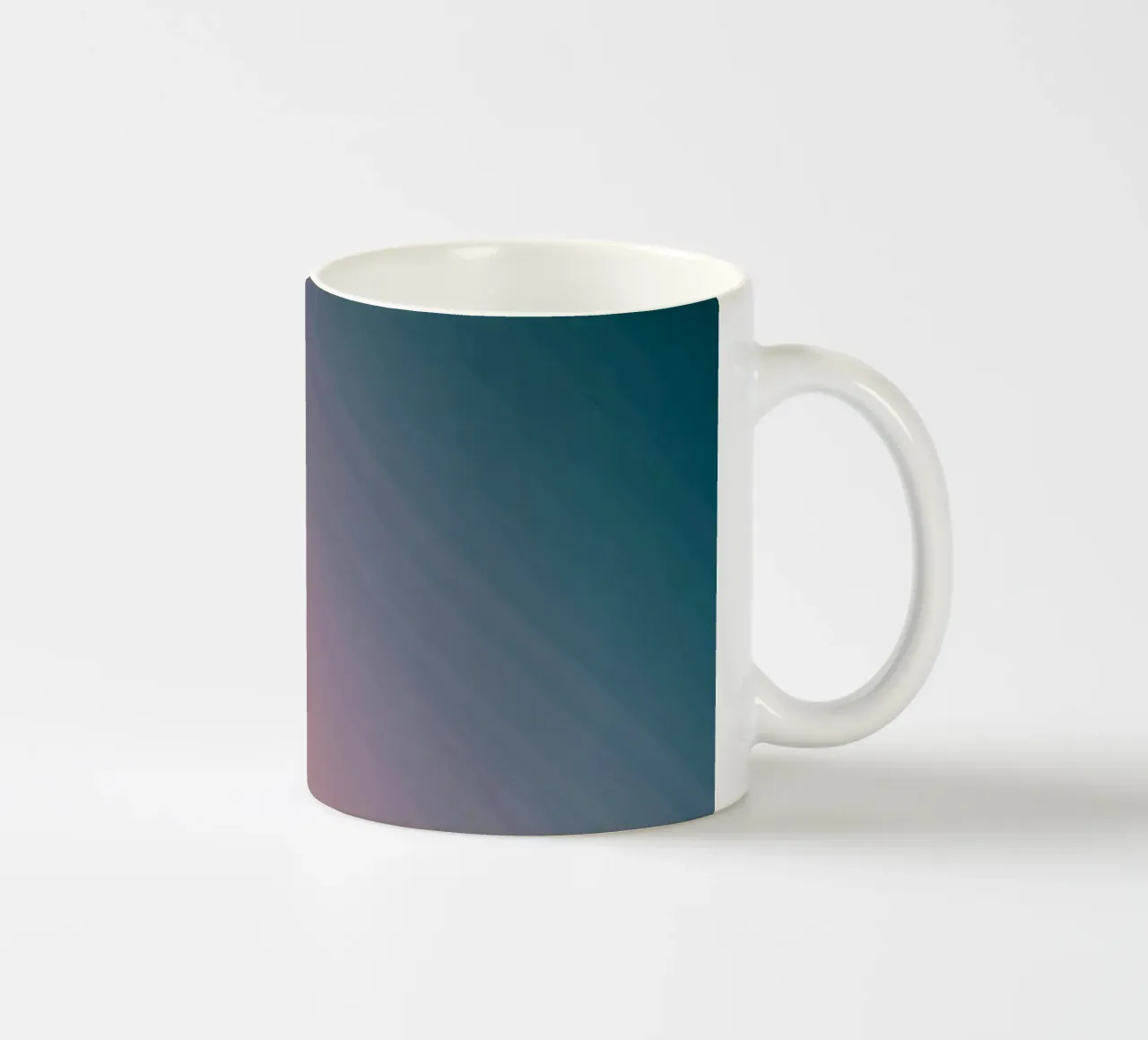 Sfumature di colore che vanno dal caldo pesca al freddo verde acqua. tazza in ceramica da DesignDoodle