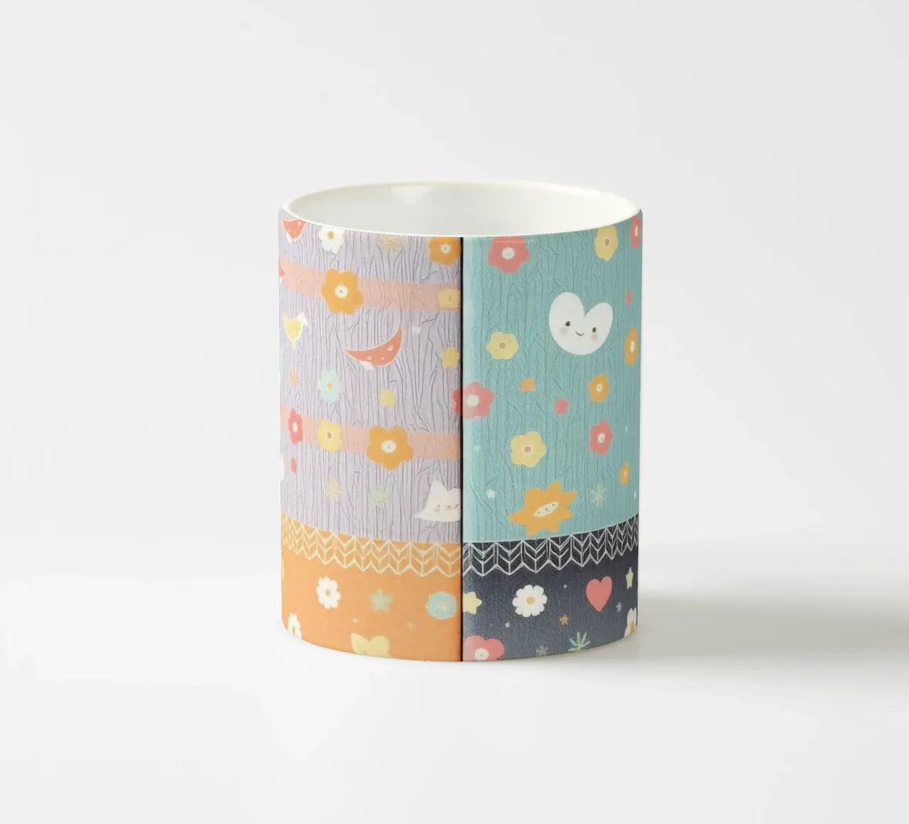 Carta patterned colorata con disegni stravaganti di flusso tazza in ceramica da DesignDoodle