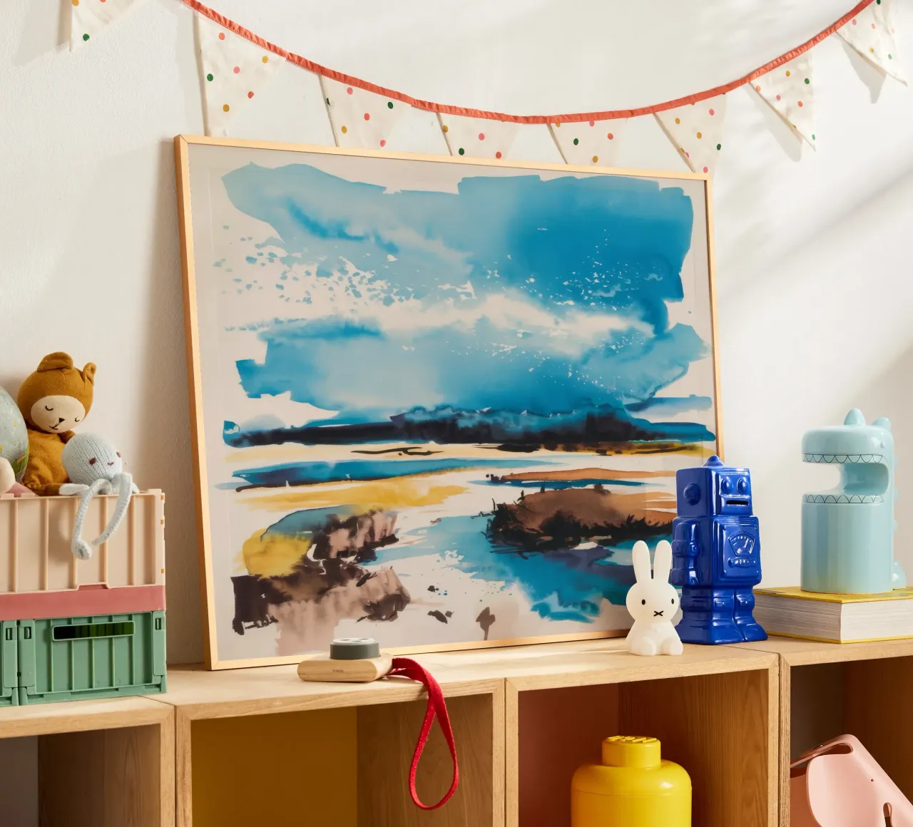 Serenità del cielo costiero poster con telaio in plastica da Ebony Carpenter