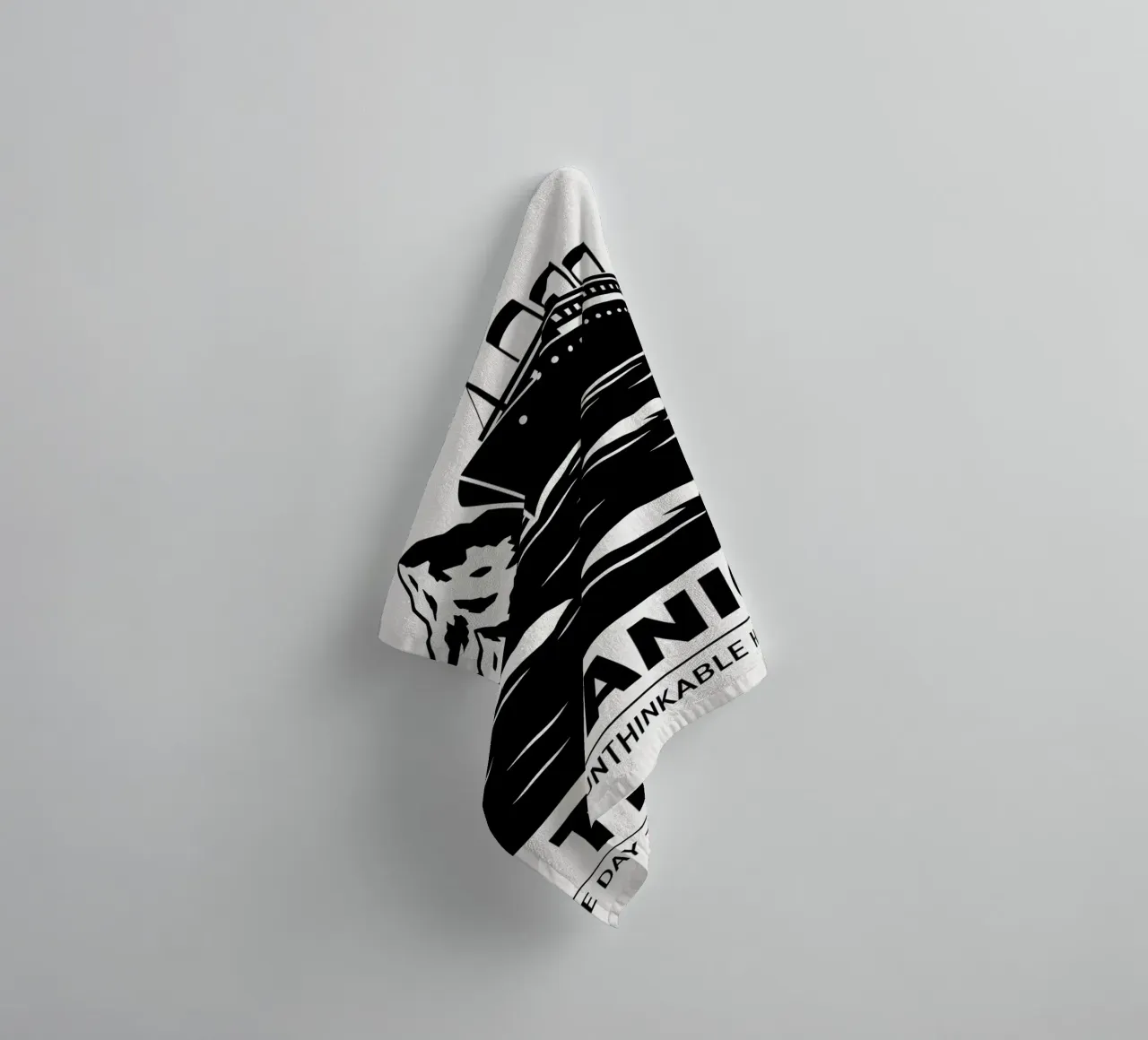 Titanic Print asciugamano da bagno da MoviesArt