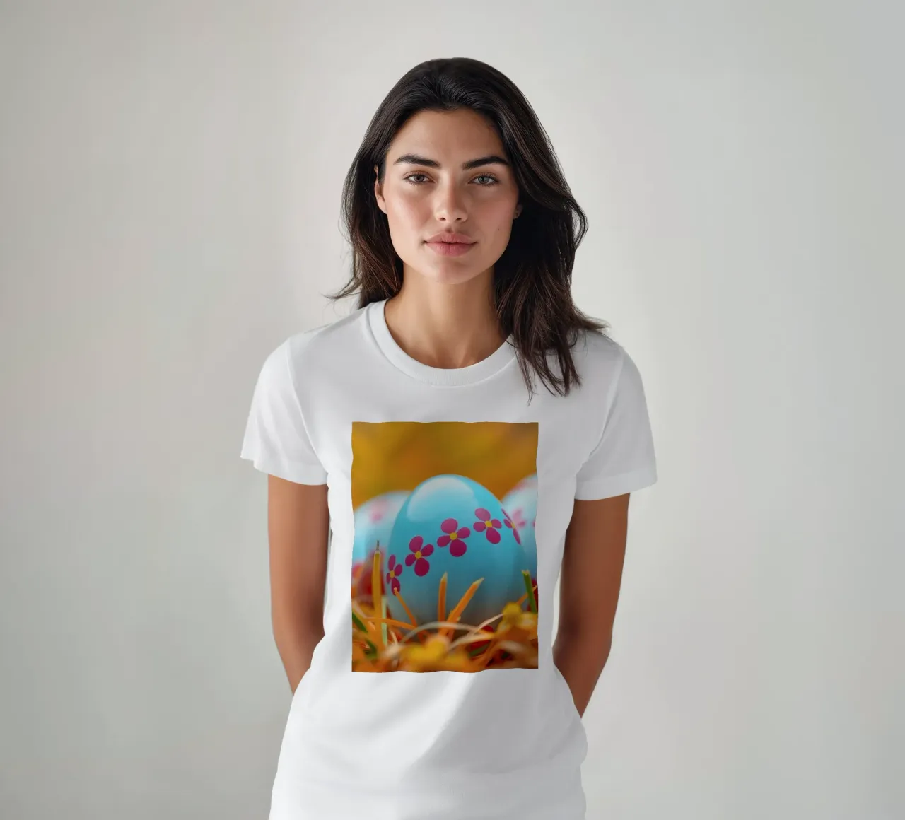 Uova decorate e colorate immerse in un'erba arancione e vivace. t-shirt da DesignDoodle