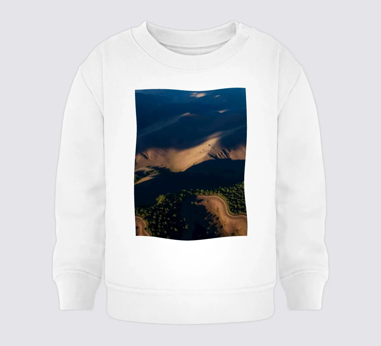 Vue aérienne à couper le souffle des collines et des routes sinueuses sweat pour bébé de DesignDoodle