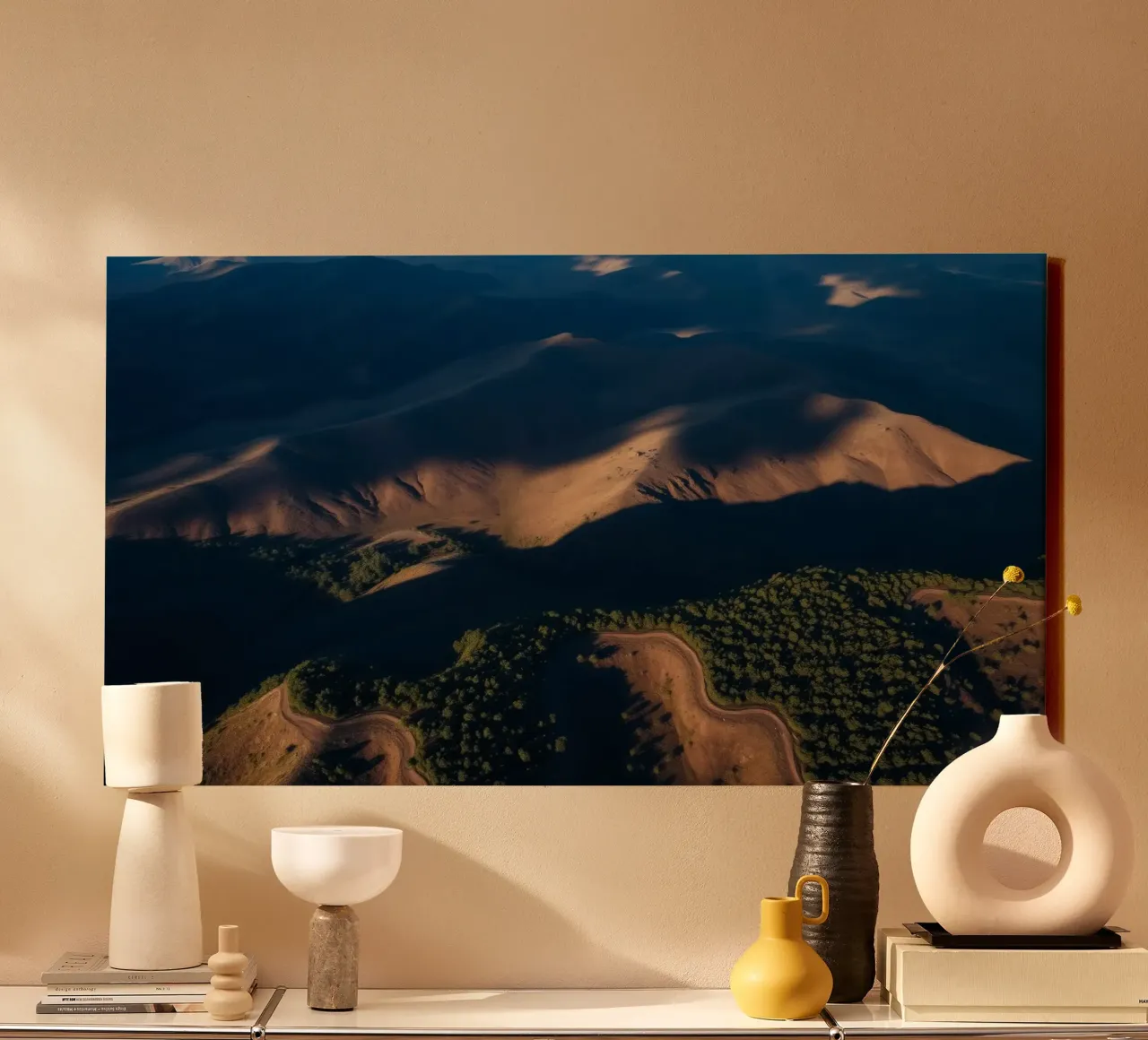 Vue aérienne à couper le souffle des collines et des routes sinueuses toile avec Caisse américaine de DesignDoodle