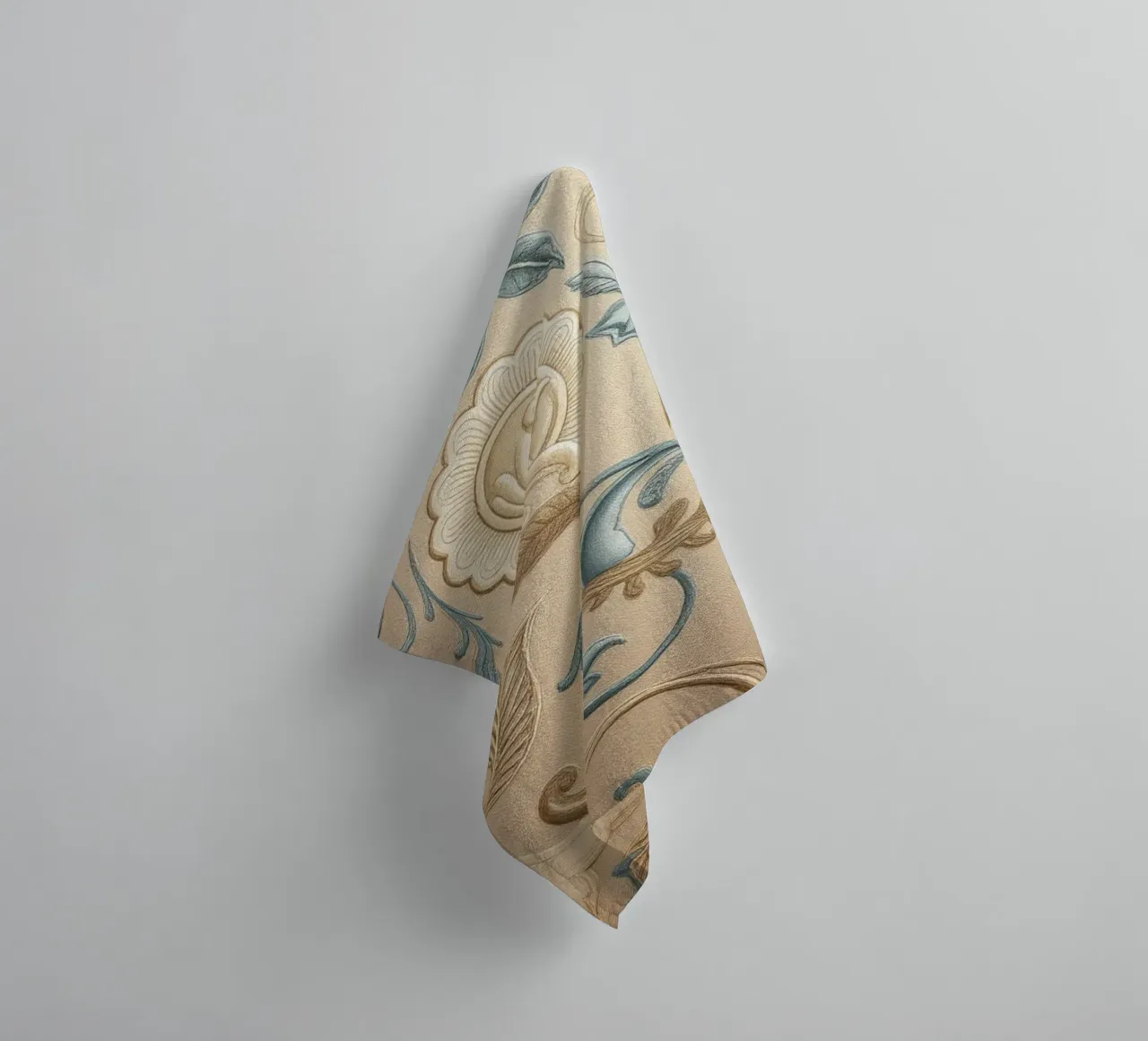 Un élégant motif floral dans des tons pastel orne l'art texturé. serviette de bain de DesignDoodle