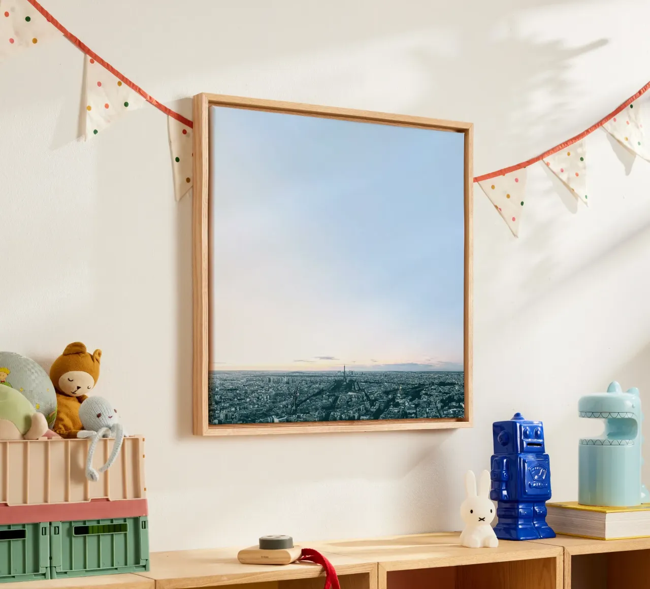 Parisian Dreams: Where the City of Love Meets Endless Skies canvas met Baklijst van zenitt