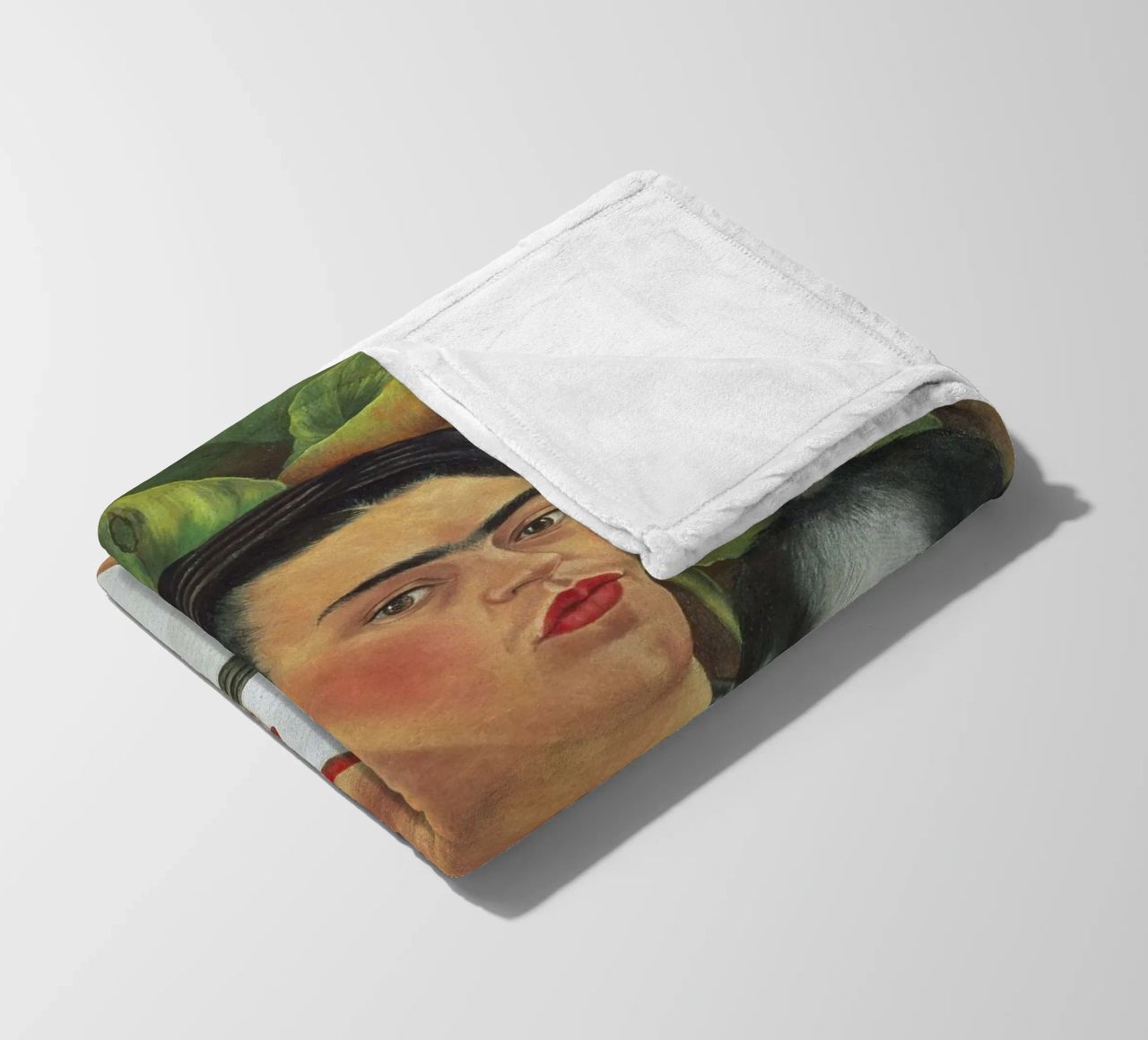 Self Portrait With Monkey coperta in pile da Mirei Aguerro