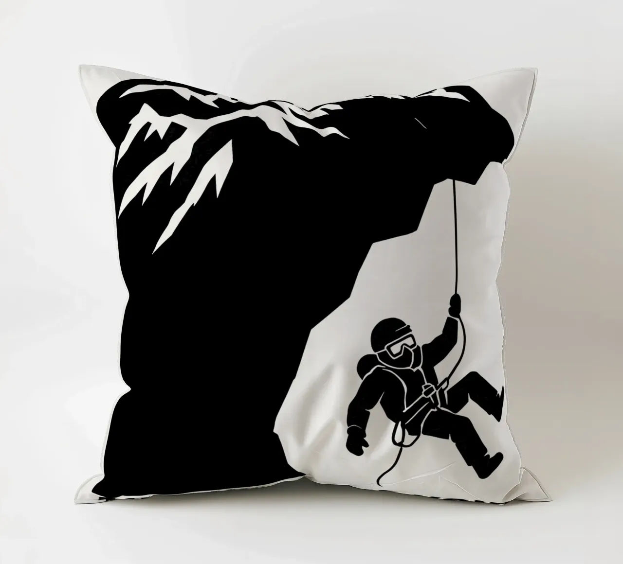 Touching The Void Print cuscino da MoviesArt