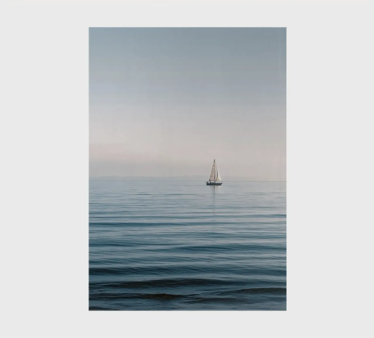 Minimalist Sailboat on Calm Ocean diario da Indigo Tides Art