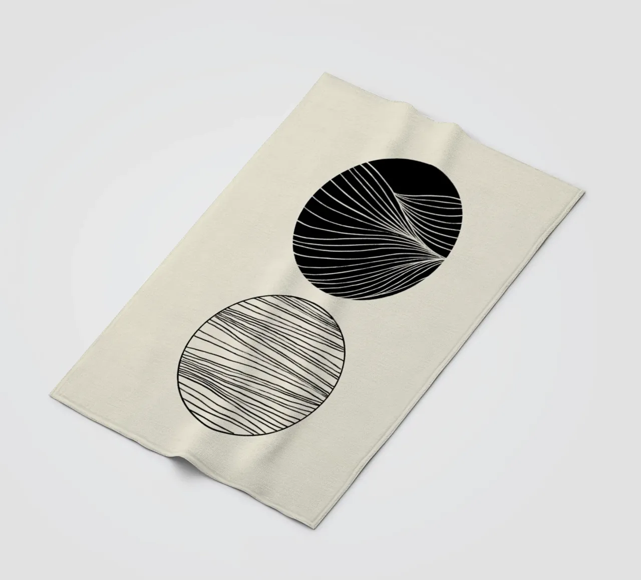Two Spheres coperta in pile da Graphite