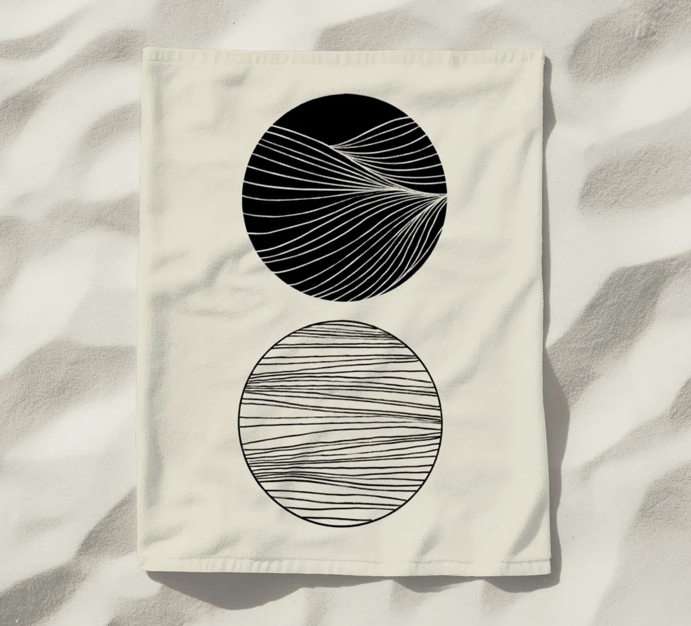 Two Spheres Strandtuch von Graphite