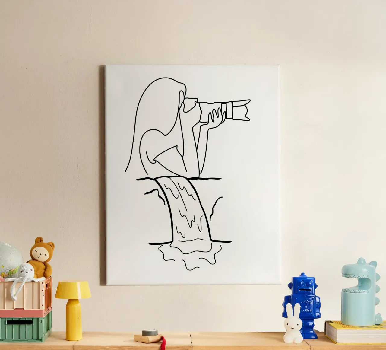 Line art: Chica fotografiada frente a una cascada lienzo con Marco flotante de StrindesignStudio