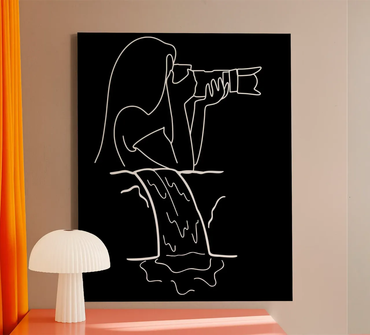 Nachtscène: Meisje gefotografeerd voor een waterval canvas met Baklijst van StrindesignStudio