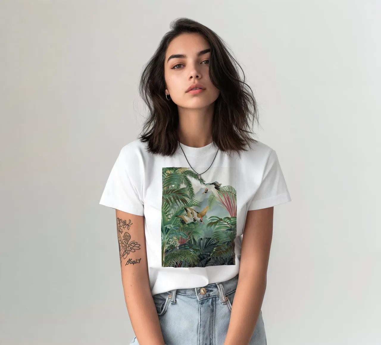 Sarus crane in the forest t-shirt da burcukorkmazyurek