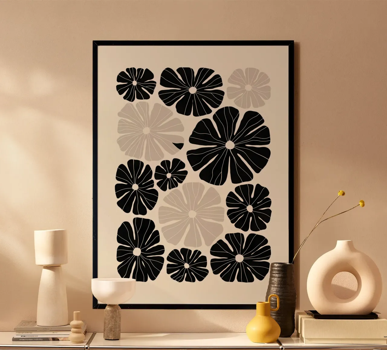 fiori petali floreali natura piante botanica fiori fioritura poster con telaio in plastica da Ashish Kashyap