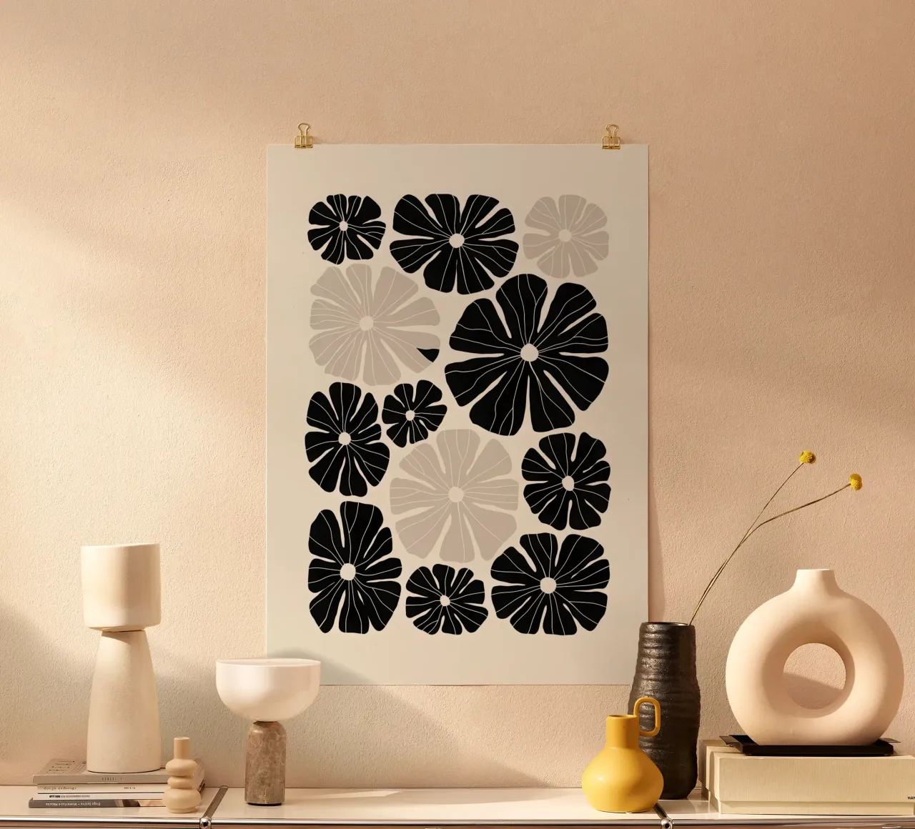 fiori petali floreali natura piante botanica fiori fioritura poster con telaio in plastica da Ashish Kashyap