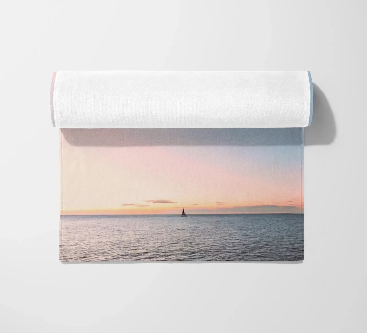 Sail Away to Serenity: Your Daily Dose of Sunset Bliss telo mare da zenitt