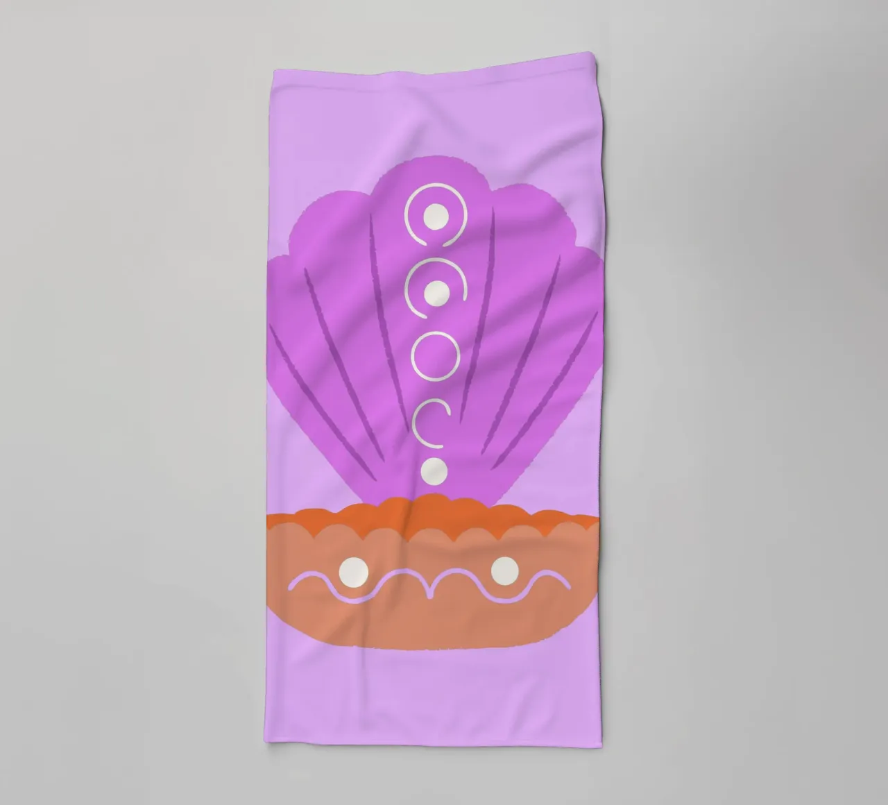 Perlmuscheln Handtuch von TRENDY POSTER SHOP
