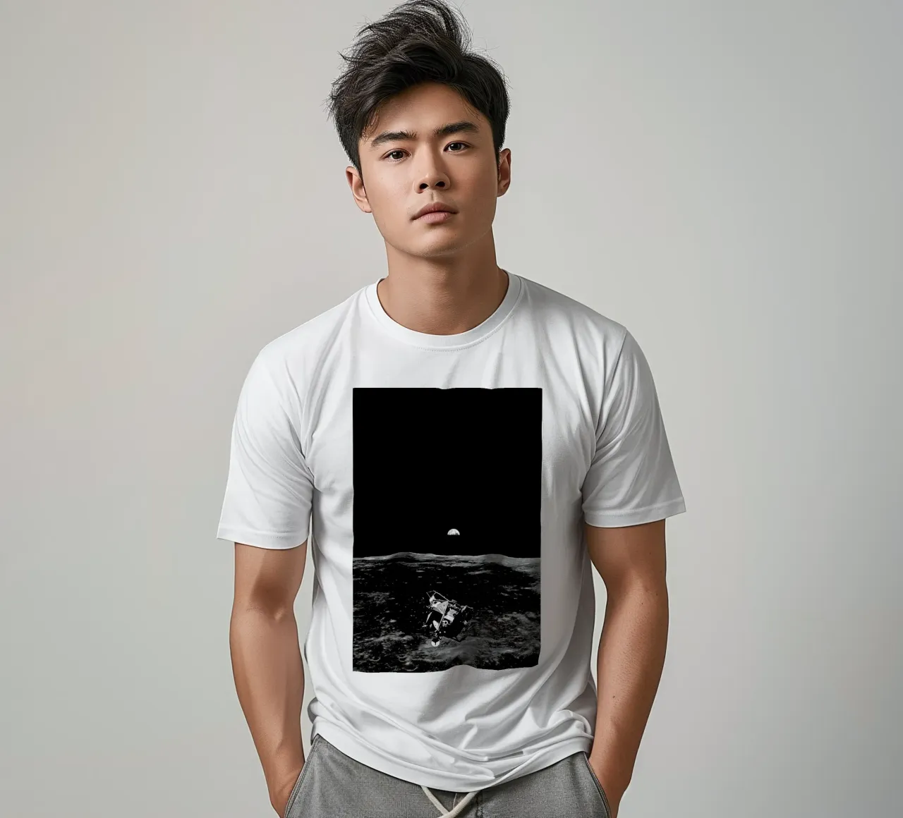 Ascent t-shirt van Vintage by JUNIQE