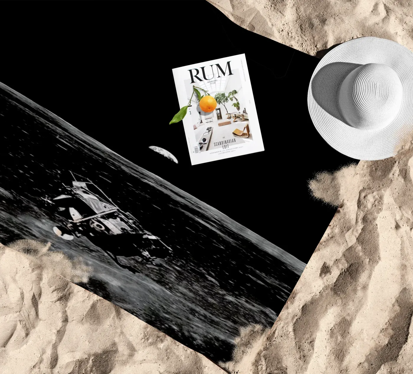 Ascent telo mare da Vintage by JUNIQE